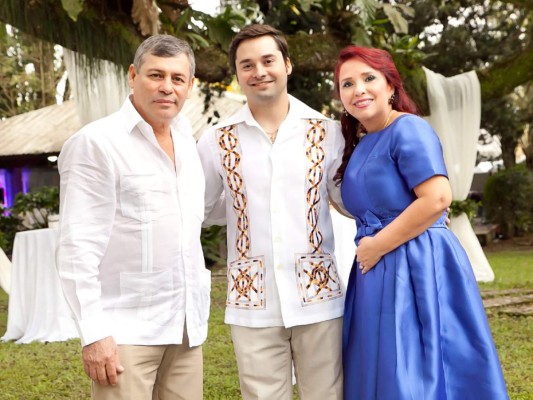 Konan Morales y Rossie Umaña se casan  