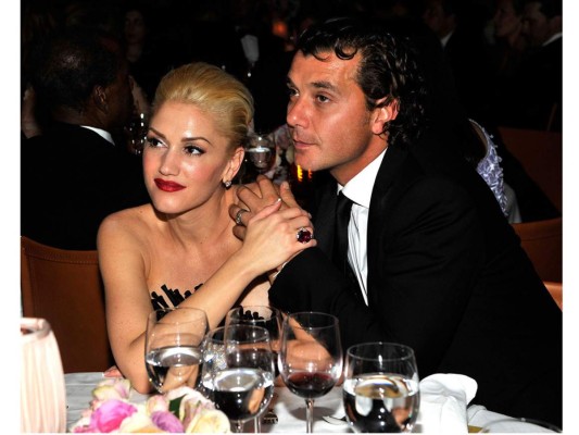 Gwen Stefani y Gavin Rossdale<br/><br/>Después de 13 años de matrimonio, la pareja anunció su separación en agosto. Las secuelas implicaron una acusación de un affair con una niñera, un sencillo grabado sobre el asunto y un nuevo romance en The Voice.<br/>