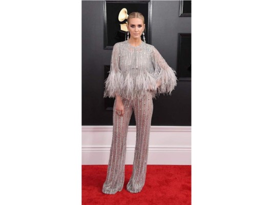 Ashlee Simpson<br/>Atuendo por Georges Chakra y joya de Lorraine Schwartz