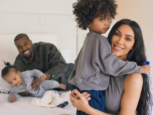 ¡Psalm West! Kim Kardashian revela el nombre de su hijo