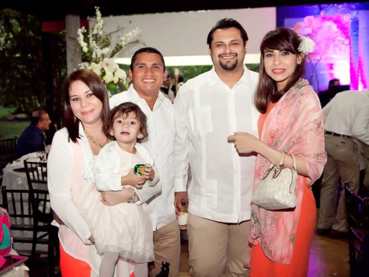 Konan Morales y Rossie Umaña se casan  