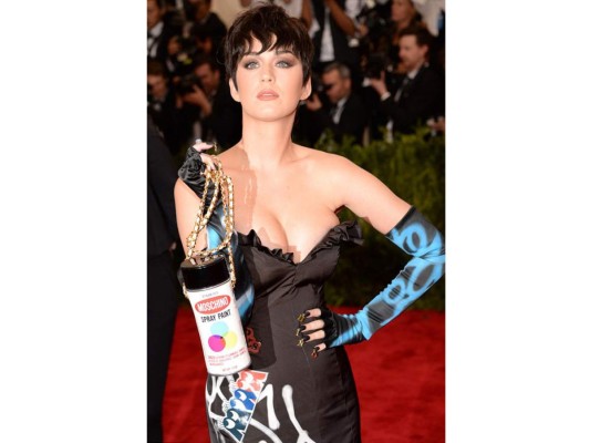 Katy Perry, la nueva musa de MOSCHINO