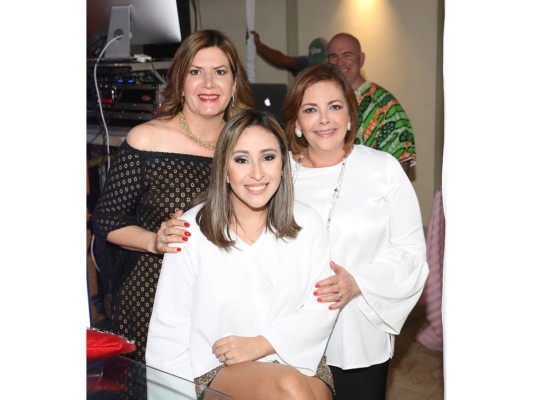 Cumpleaños de Mónica Segovia