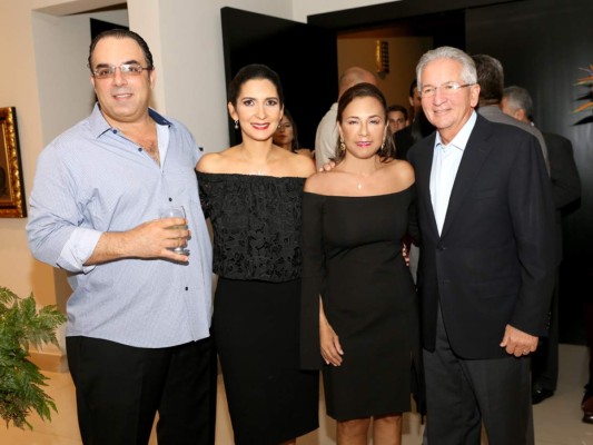 Festejo por la graduación de Fernando Lama Jr.