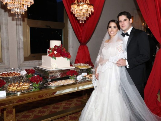 La boda de Idarela Álvarez Sierra y Cristian Mariano Estrada Ferrey