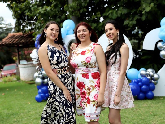 Ritza Padilla,Cesia Alemán y Amy Varela