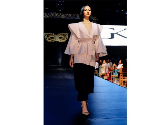 Diseño de Karla Garzaro.