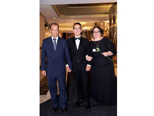 Saúl Cabrera, José Cabrera e Idalia Martínez