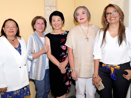 Almuerzo solidario a beneficio de la Fundación Nacer