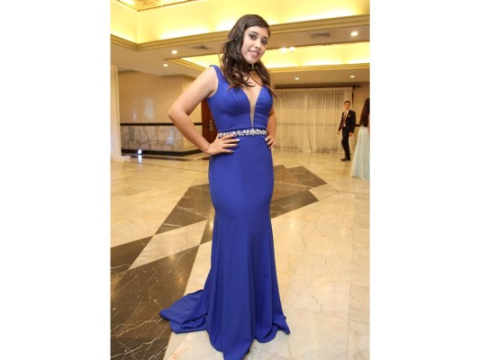 Moda y belleza en la prom de la Dowal School