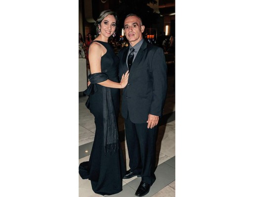 Gamal Nazar y Melanie Andonie celebran por su amor