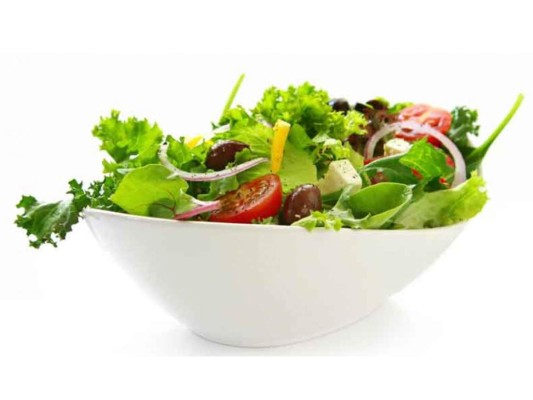 Las ensaladas son las mejores aliadas para mantener los kilos a raya