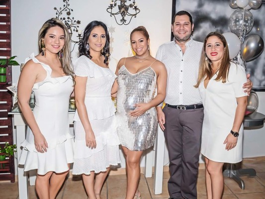 Winter White party en honor a Ivanka Castillo