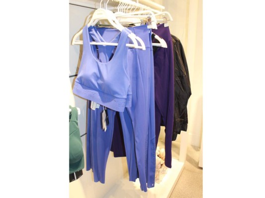 Ropa hotsell deportiva inditex