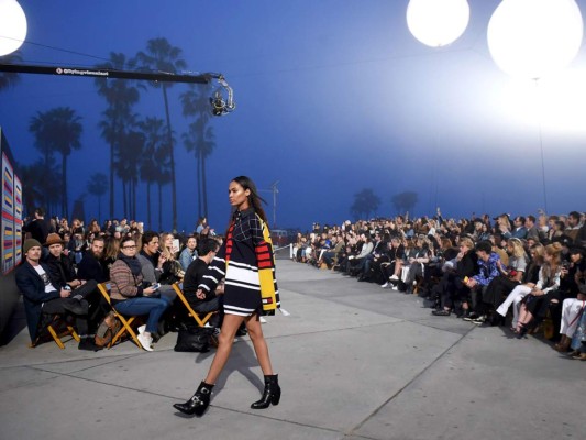 La pasarela de Tommy Hilfiger en Los Ángeles  