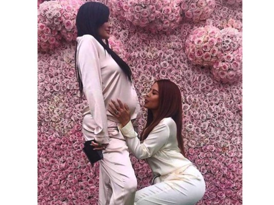 El proceso de la #BabyBump de Kylie Jenner   