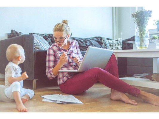 Las mujeres hondureñas son capaces de brindar su tiempo a su familia mientras logran convertirse en profesionales, empresarias, emprendedoras, entre otras. ¡No hay nada que no puedan hacer!