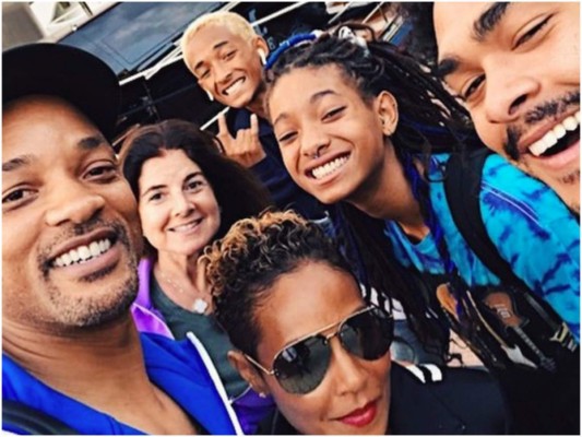 La familia Smith también presumió de sus vacaciones Will, Jada, Jaden, Willow y Trey se reunieron para practicar buceo.