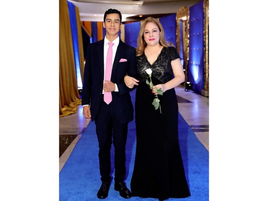 La increíble Prom Night de la Elvel School 2019