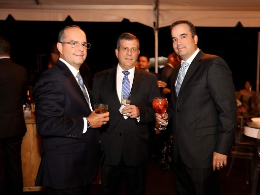 Recepción de la boda Vivianne Alvarado y Enrique Álvarez