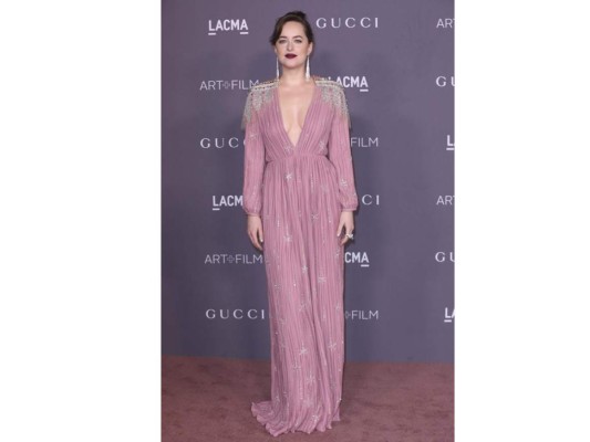 Dakota Johnson en un diseño icónico de Gucci