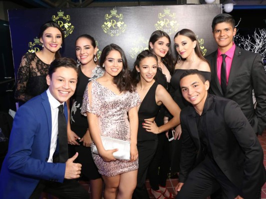 Rachel Amaya, Leonardo Martínez, Daniela Sánchez, Rocío Pavón, Nour Mihamou, Martha Lacayo, Liliana Murphy, Fernando Alfaro y Miguel Rivera