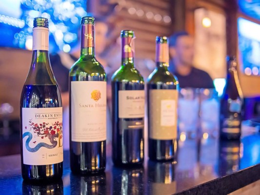 Un éxito el Wine Up del Club Arabe y Estilo