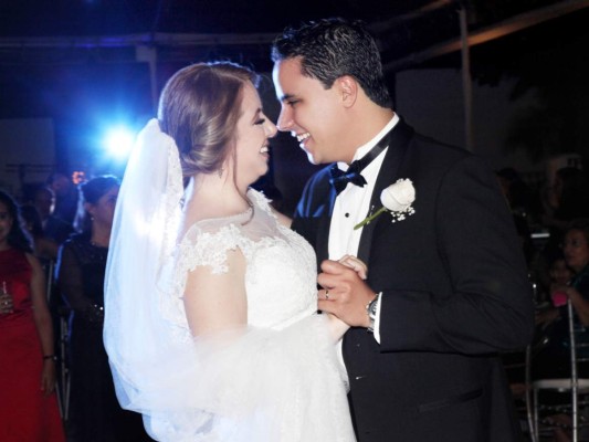 La boda de Diego Alvarado y Amalia Agurcia