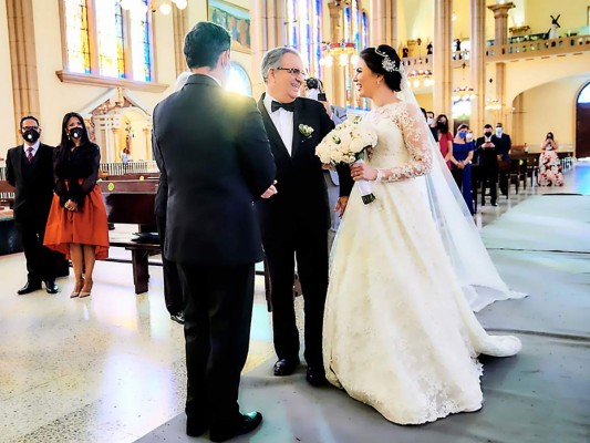 La boda de Zobeida Gamero y Carlos Andrés Ávila