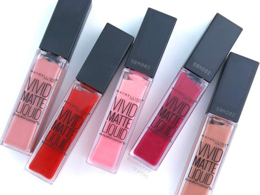 Vivid Matte, la opinión de tus labiales cambiará totalmente con un set de tonos vibrantes semi mate para una sensación aterciopelada.