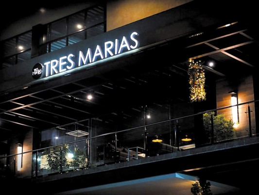 TRES MARÍAS BISTRO. Con el encanto de un bistró francés, este lugar en San Pedro Sula ofrece atención personalizada y una experiencia gastronómica con sabores únicos. Su menú incluye desde los clásicos sandwiches, hamburguesas, ceviches y ensaladas hasta Baby Back Ribs, Salmón al Cedro y Pulpo a las Brasas.