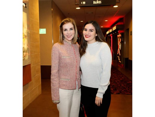 Tissy Lardizabal y Antonella Balleta