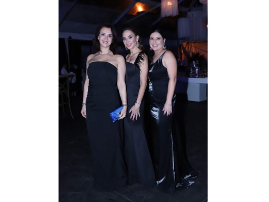Vivi de Atala, Ana Margarita Morales y Alicia de Garcia
