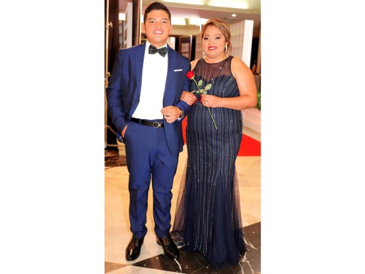 Red Carpet: Prom de los Seniors 2019 de La Estancia School