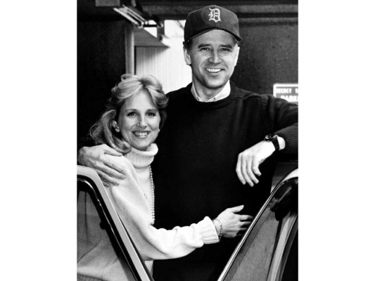 Tres años después de la muerte de Neilia, Joe asistió a una cita a ciegas con Jill Tracy, una estudiante de último año de la Universidad de West Chester y quien se encontraba en trámites de divorcio de su primer esposo. Joe y Jill se casaron en 1977 para alegría de Beau y Hunter, quienes aceptaron de inmediato a su madrastra. En 1981, la pareja tuvo una hija, Ashley Biden.