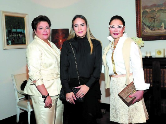 Recepción en Casa del embajador de Francia en honor a 'Gabrielle'