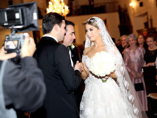 La boda de Alejandra Amaya y Gabriel Castillo