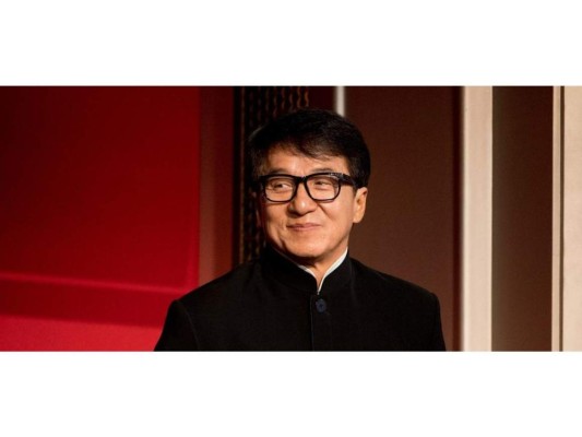 10. Jackie Chan<br/>La estrella que practica artes marciales, recordado en Estados Unidos por la saga de “Rush Hour”, recibió 40 millones de dólares.