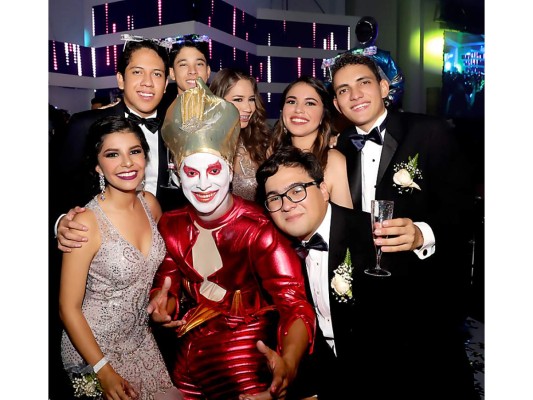 Best moments: Prom de la Delcampo International School 2019