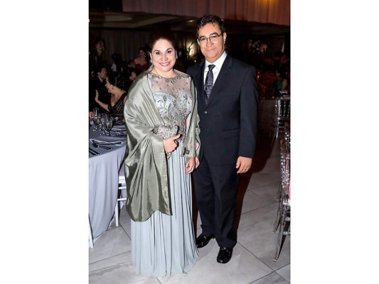 Dora y Donaldo Suazo.