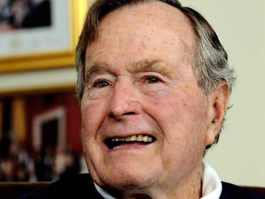 37- George H. W. Bush: ex-presidente de Estados Unidos, falleció el 30 de noviembre alos 94 años de edad<br/><br/>