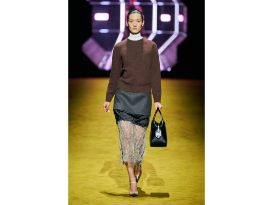 Prada presenta colección Otoño/Invierno 2022