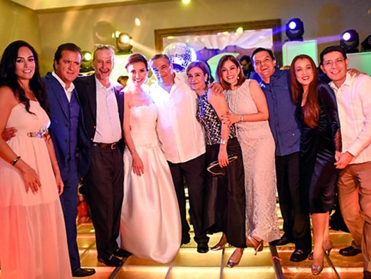 La boda de Mónica Monroy y Pedro Specia