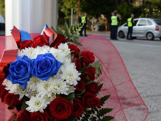 Expresiones de solidaridad y cariño tras los ataques terroristas en París