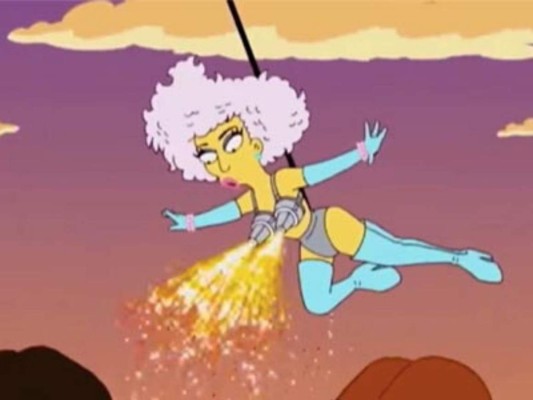 2012. Temporada 23, episodio 22: Lisa y Lady Gaga.<br/>Gaga se interpreta a sí misma en este capítulo. Canta 'Pokerface' de una manera igual a su futuro show en el Super Bowl en 2017.