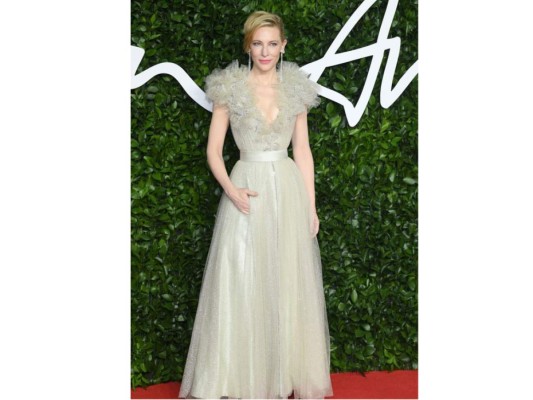 Cate Blanchett, vestida de Armani.