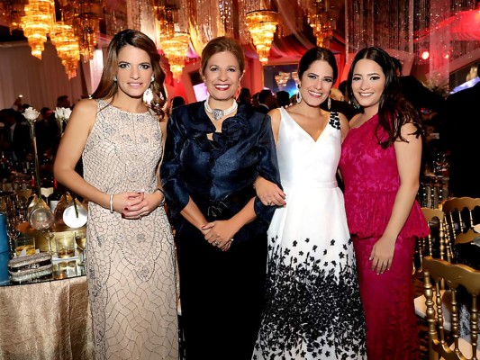 Iliana Wing, Martha , Beatriz y María Andrea Casco