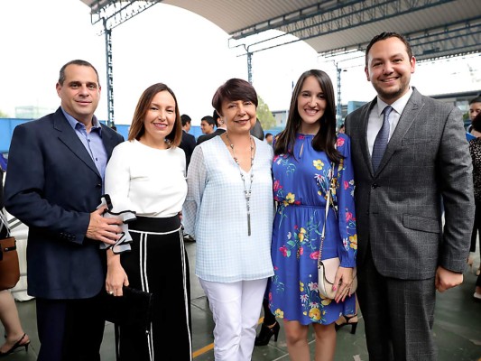 La Macris School inaugura moderno auditorio