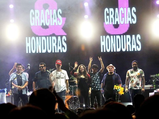 Jesse y Joy presentaron Un besito más tour en Tegucigalpa