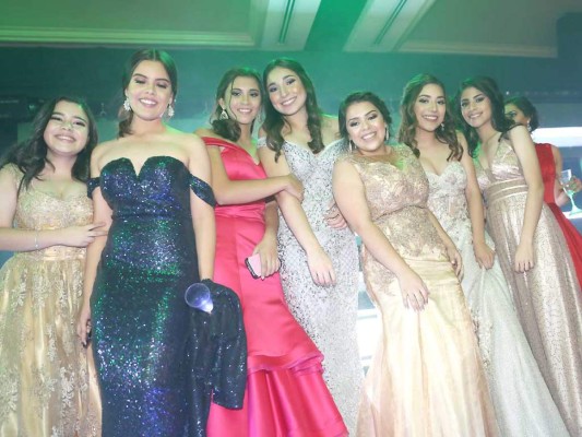 Fiesta de graduación del Centro Escolar Antares y Aldebarán